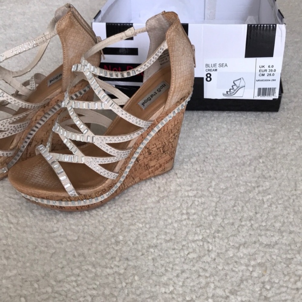 Sexy, strappy wedges!